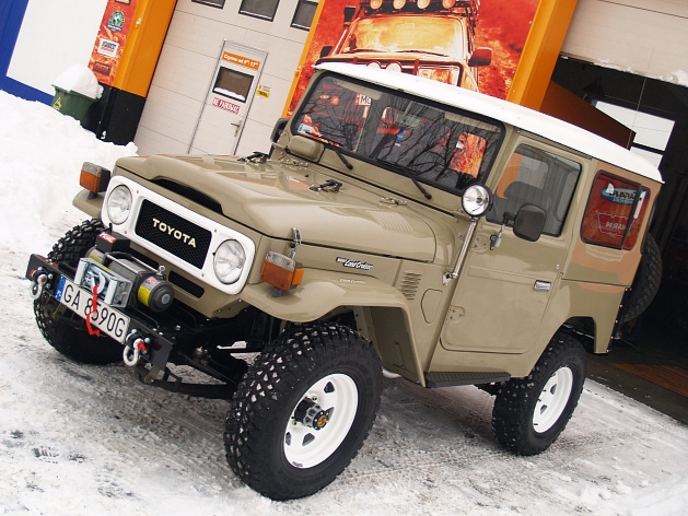 Land Cruiser FJ40 - renowacja expedycja.pl