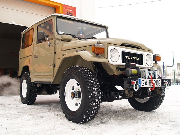 Land Cruiser FJ40 - renowacja expedycja.pl