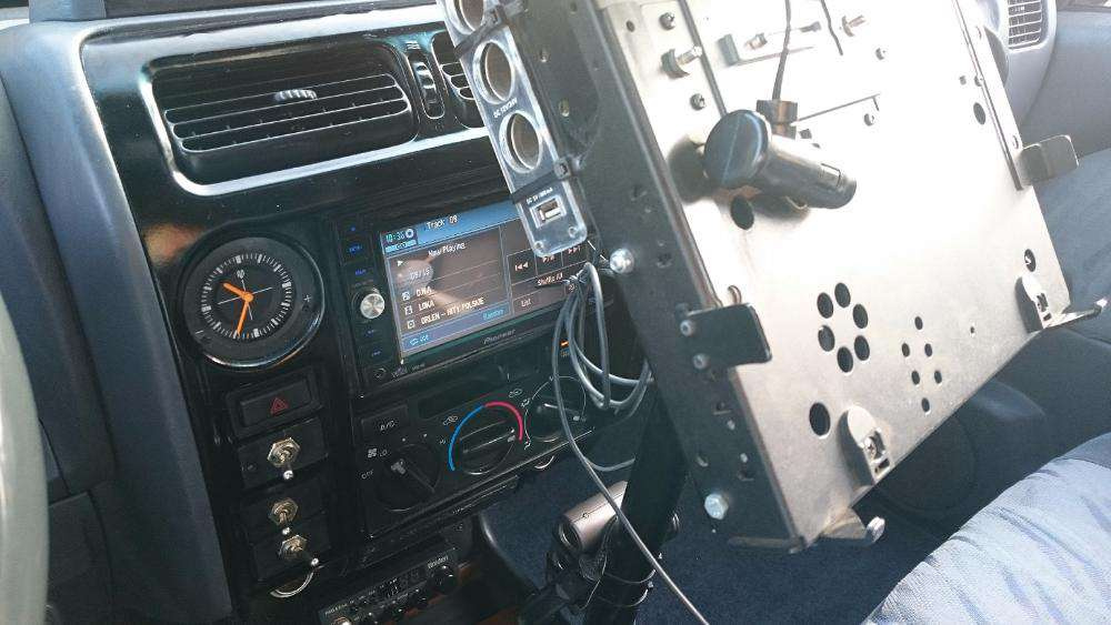 Land Cruiser KDJ95 na dalekie wyprawy