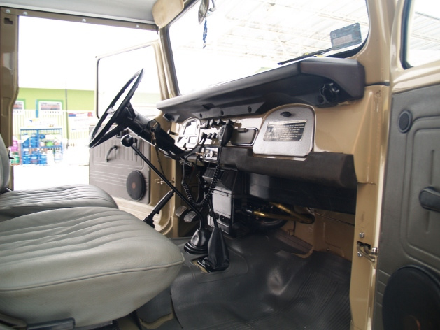 Land Cruiser FJ40 - renowacja expedycja.pl