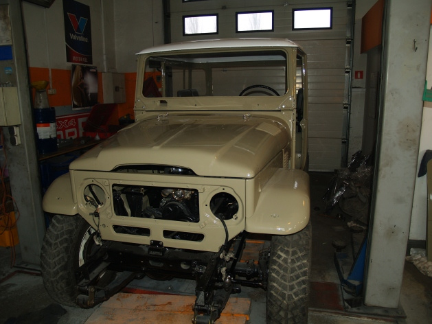 Land Cruiser FJ40 - renowacja expedycja.pl