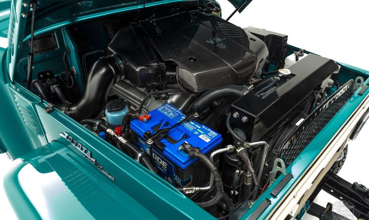 Odrestaurowany Land Cruiser FJ45LV