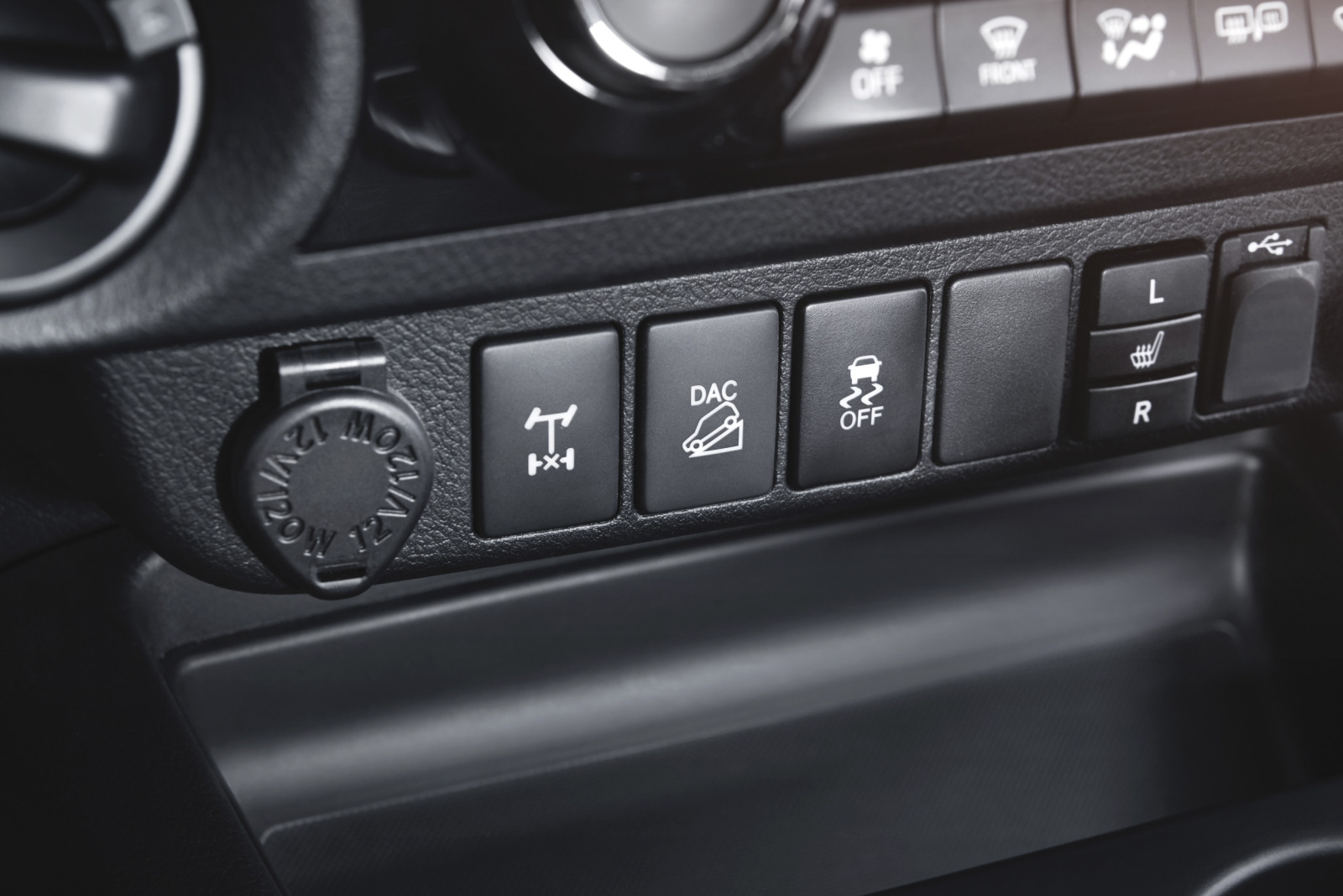 Genewa - premiera nowego Hiluxa