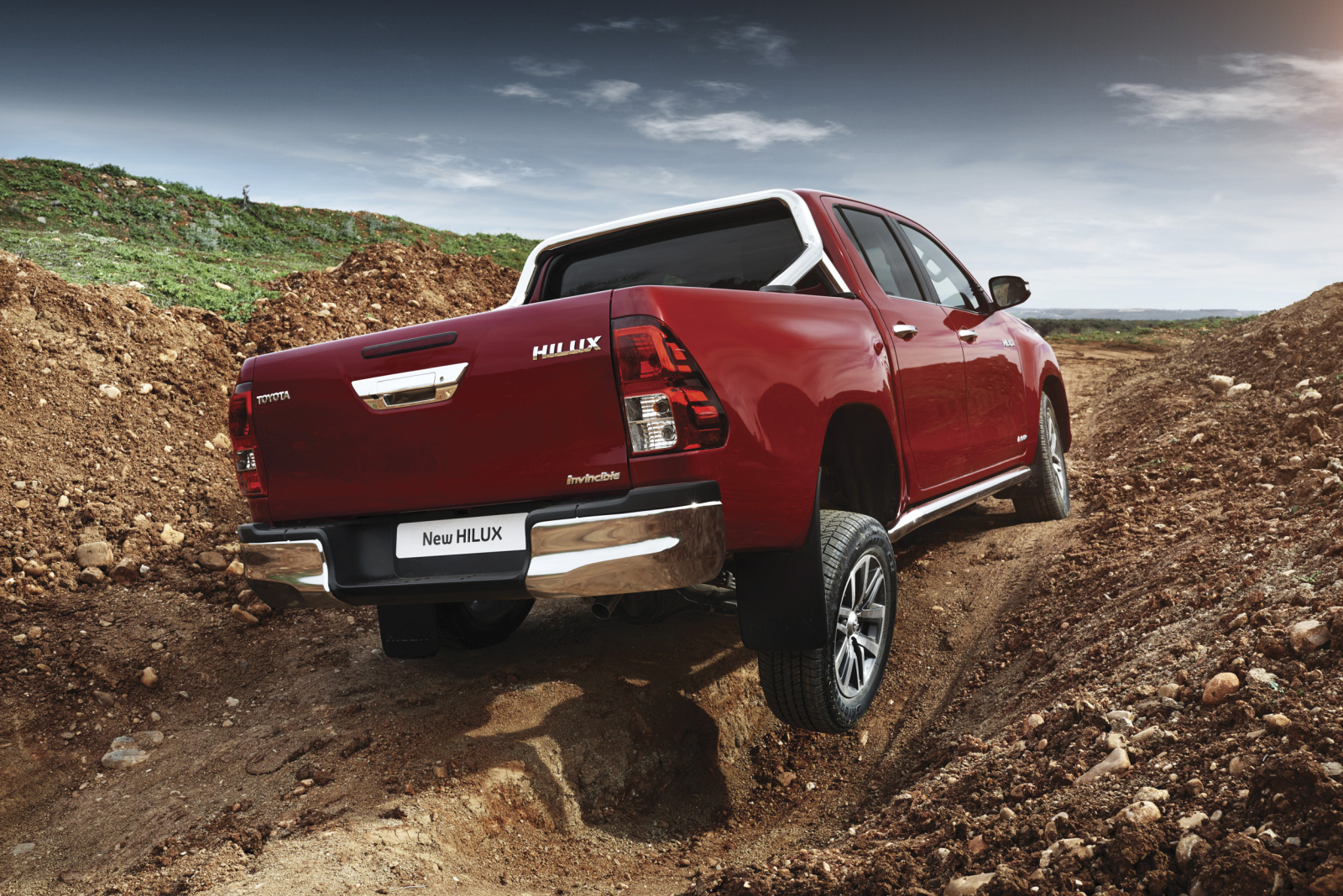 Genewa - premiera nowego Hiluxa