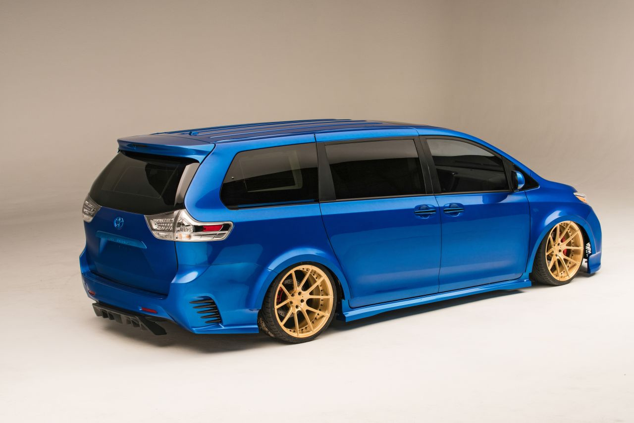 Toyoty na SEMA 2016