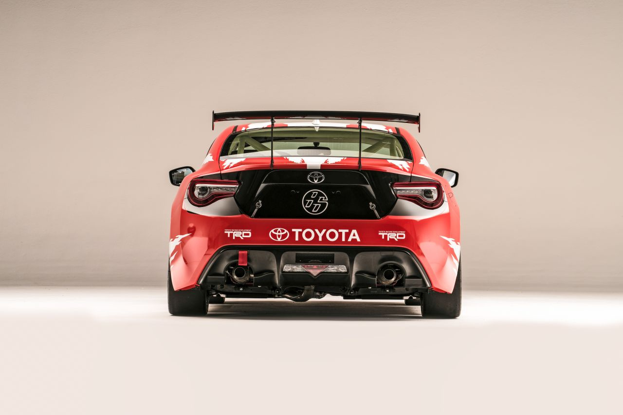 Toyoty na SEMA 2016