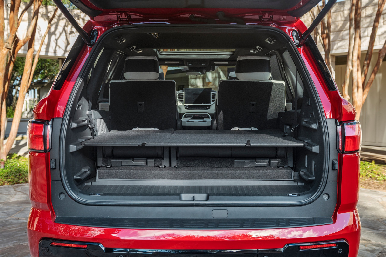 Toyota Sequoia 2022