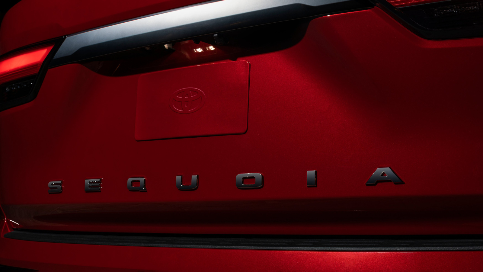 Toyota Sequoia 2022