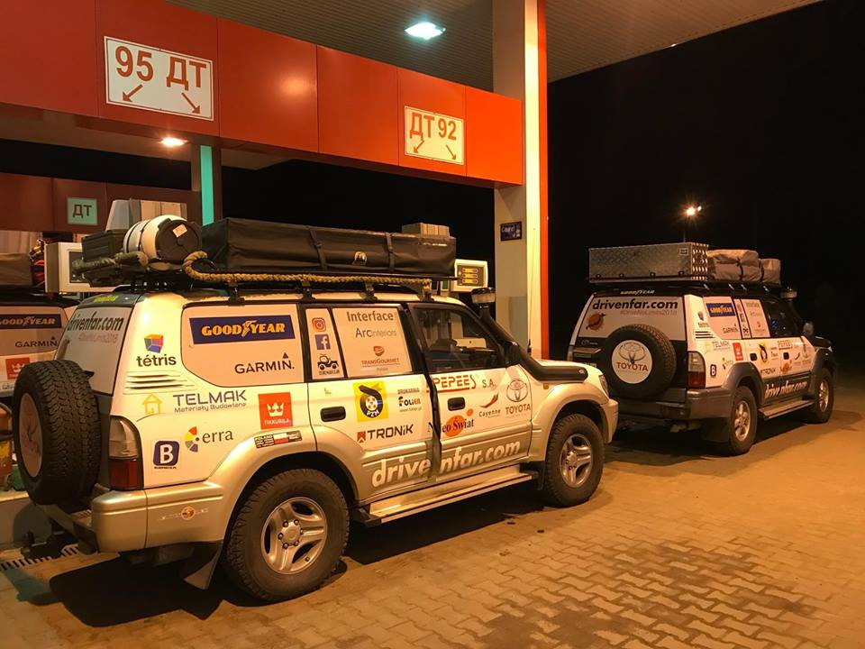 Drivenfar.com w drodze do Japonii