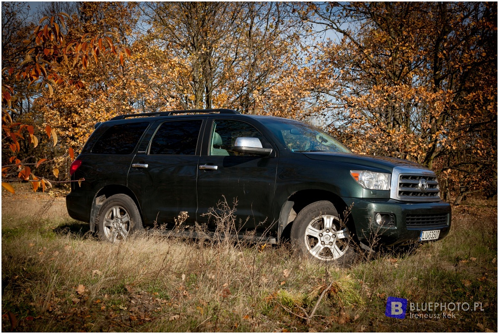 Toyota Sequoia Arka