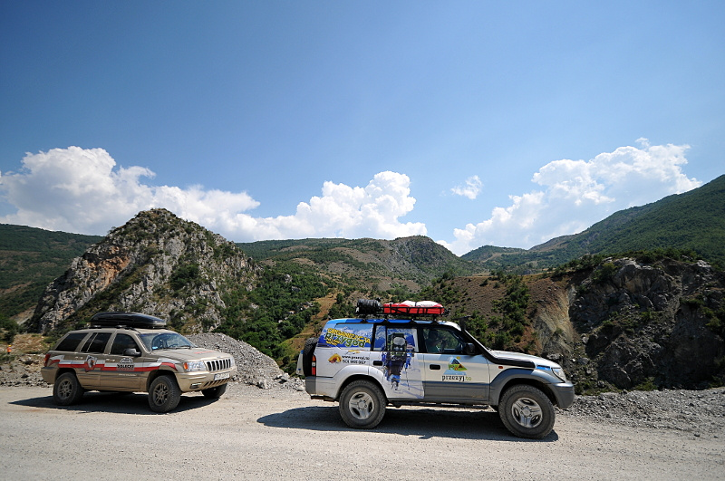Albania z The Beduins