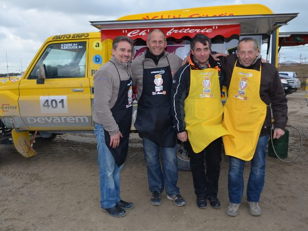 HZJ79 Food Truck Chti Friterie