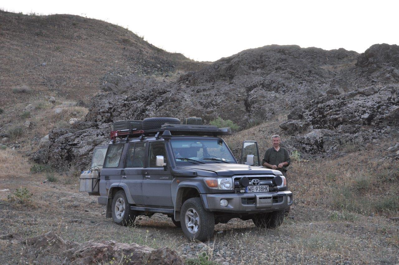 Land Cruiser 76 Artura i Jagody