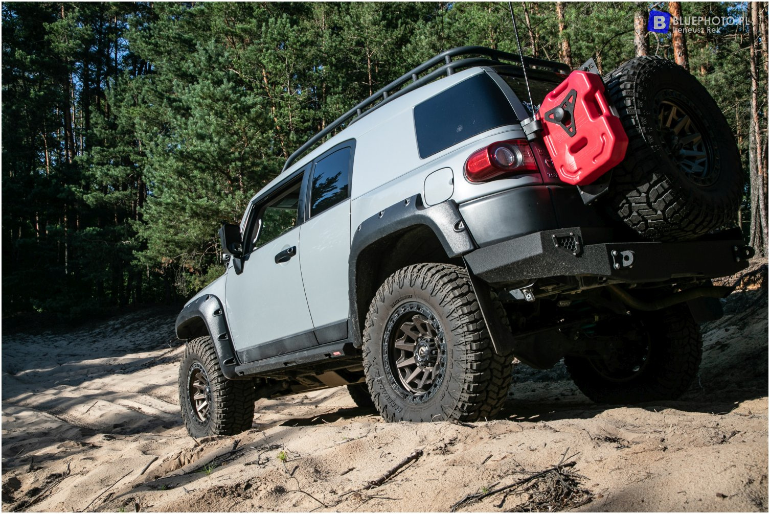 Toyota FJ CRUISER Tomka