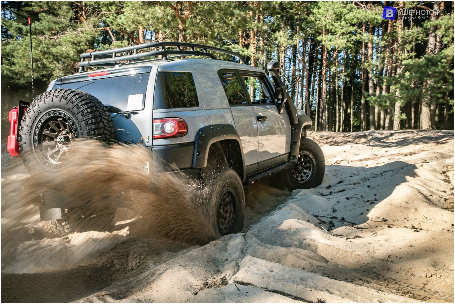 Toyota FJ CRUISER Tomka
