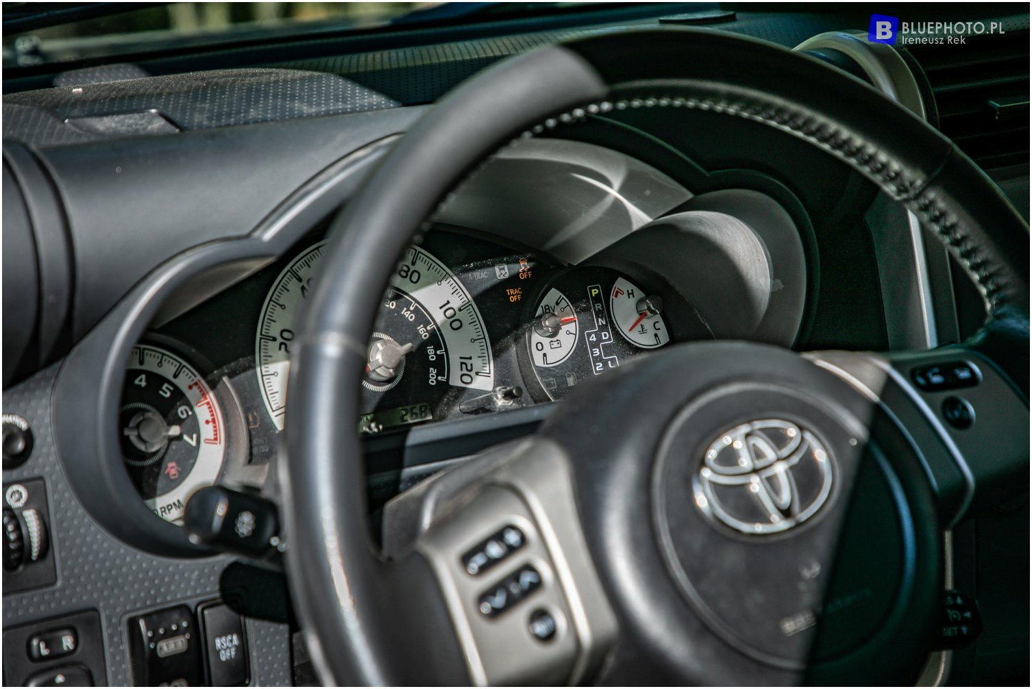 Toyota FJ CRUISER Tomka