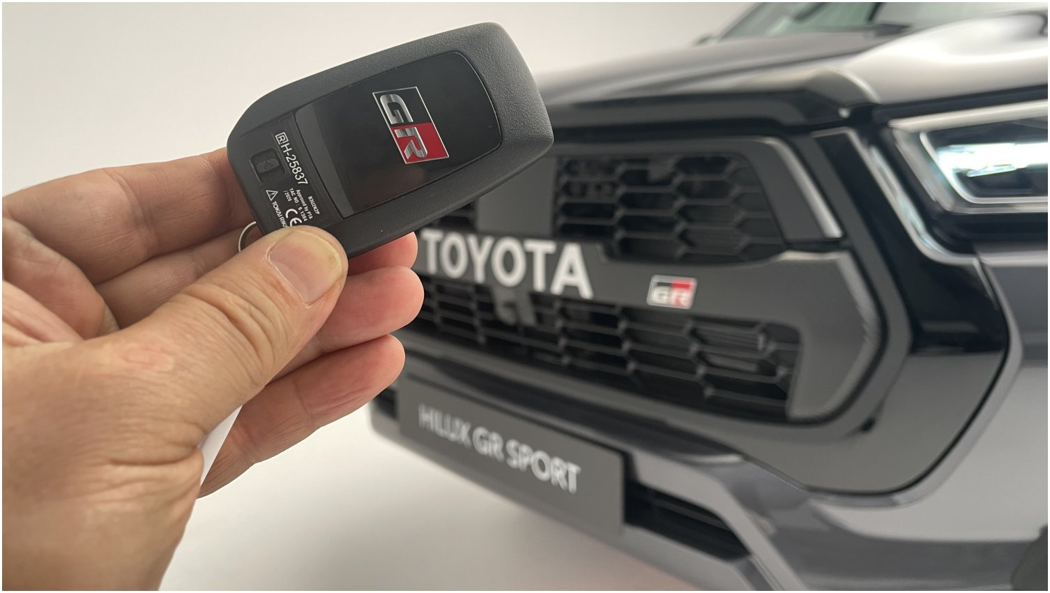 Hilux GR SPORT 22