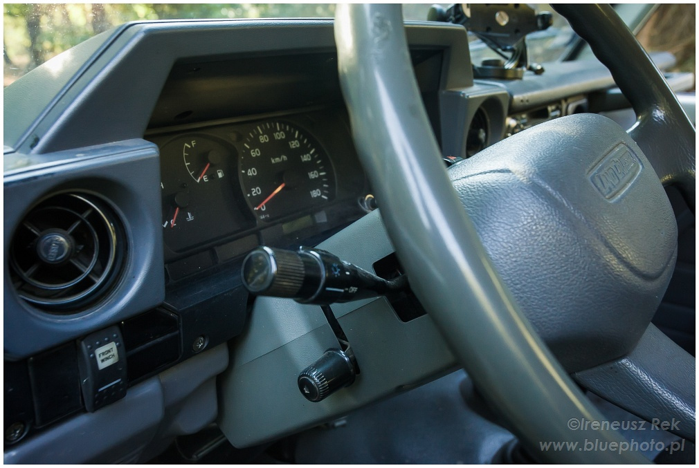 Land Cruiser HZJ78 - Emsi