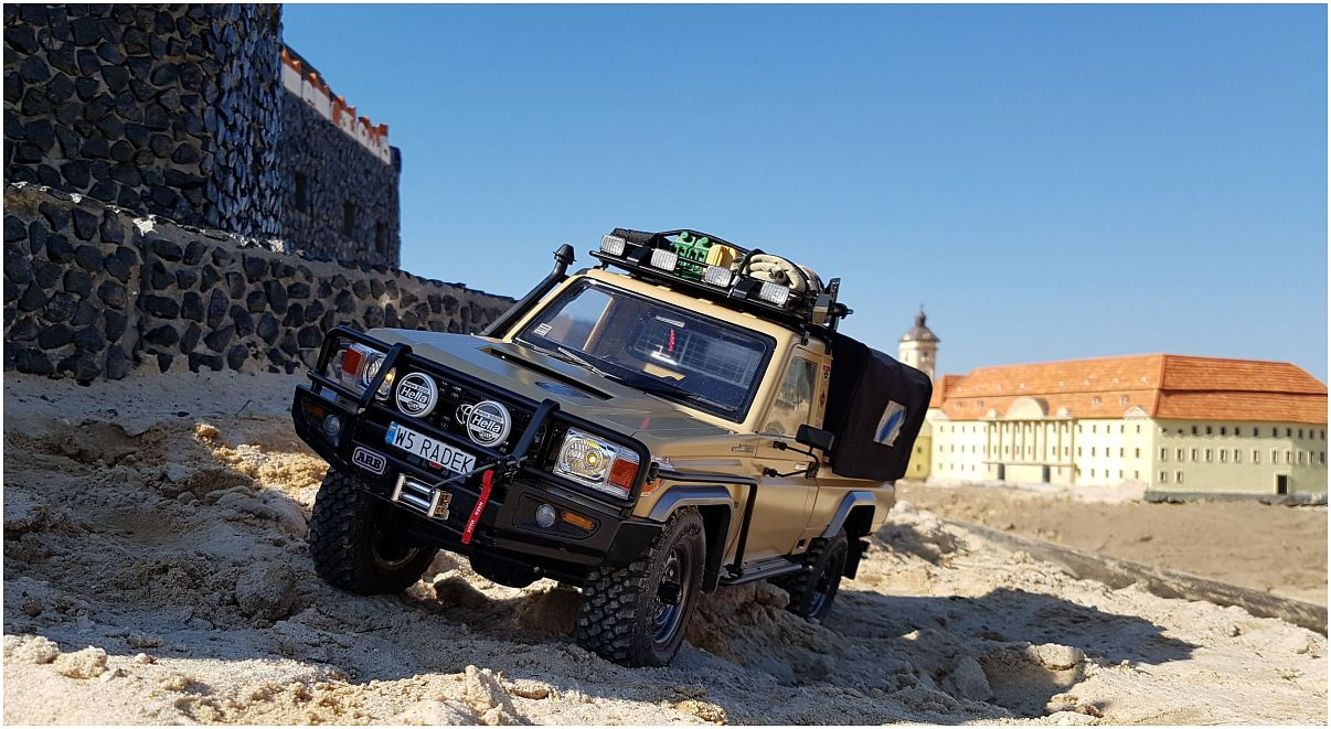 HZJ79 Radka - w skali 1:10