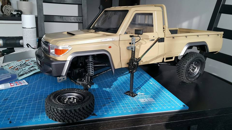 HZJ79 Radka - w skali 1:10