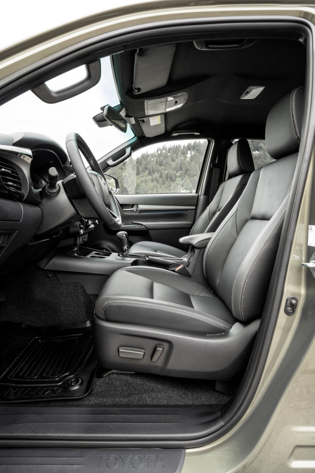Nowa Toyota Hilux – mocniejszy silnik 2.8