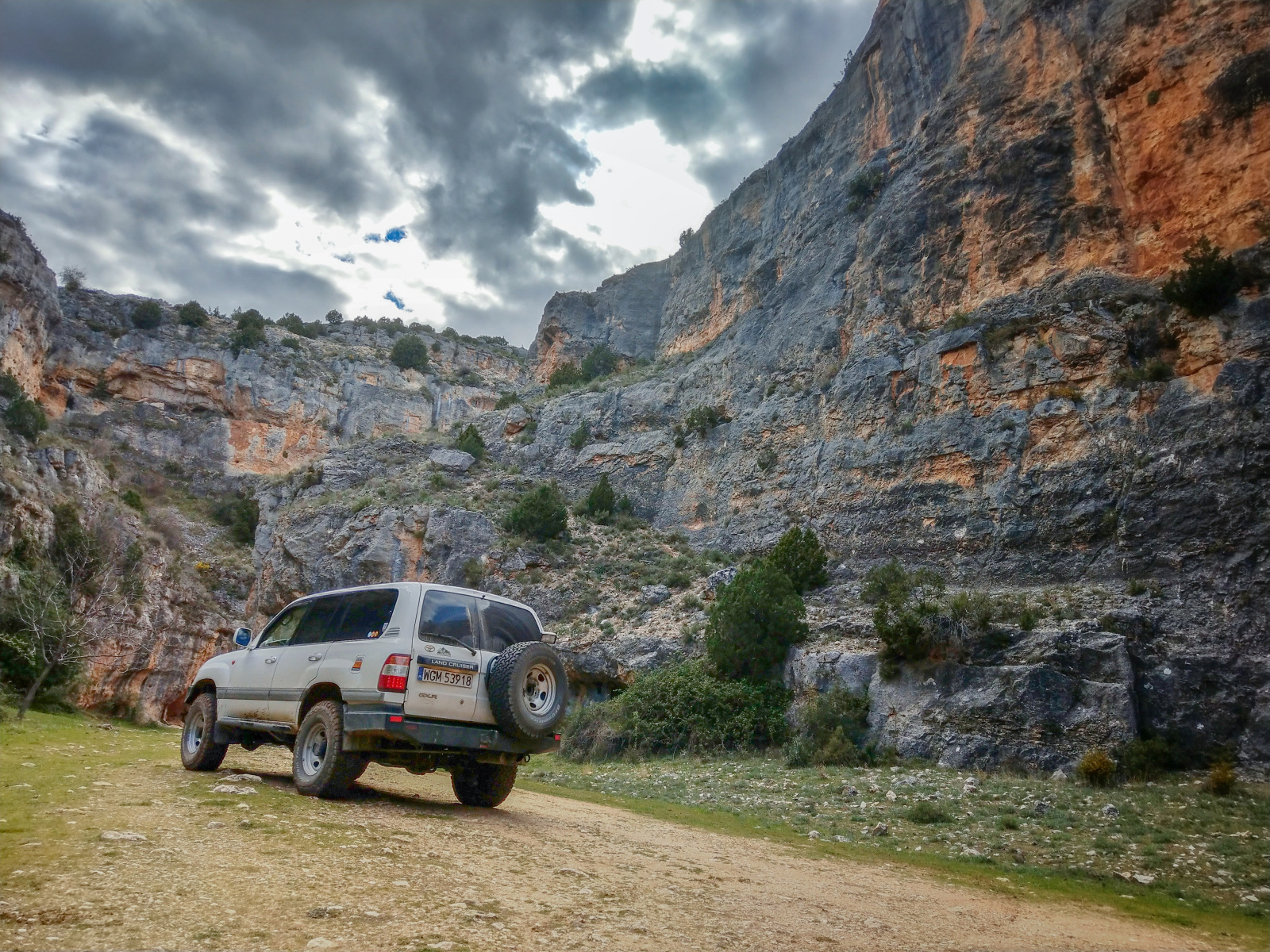 Toyota Land Cruiser HZJ105