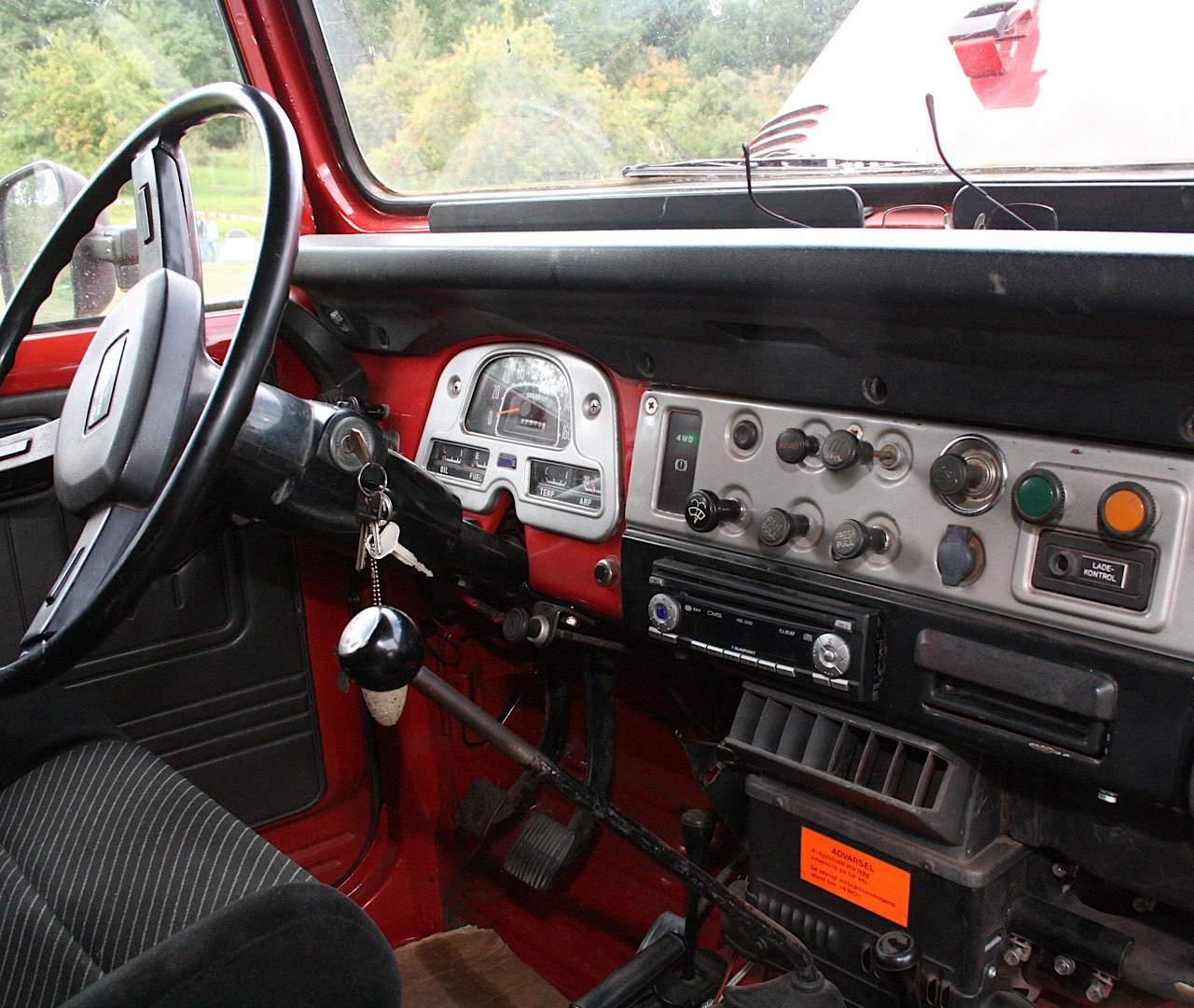 Land Cruiser HJ45 - LandHo!
