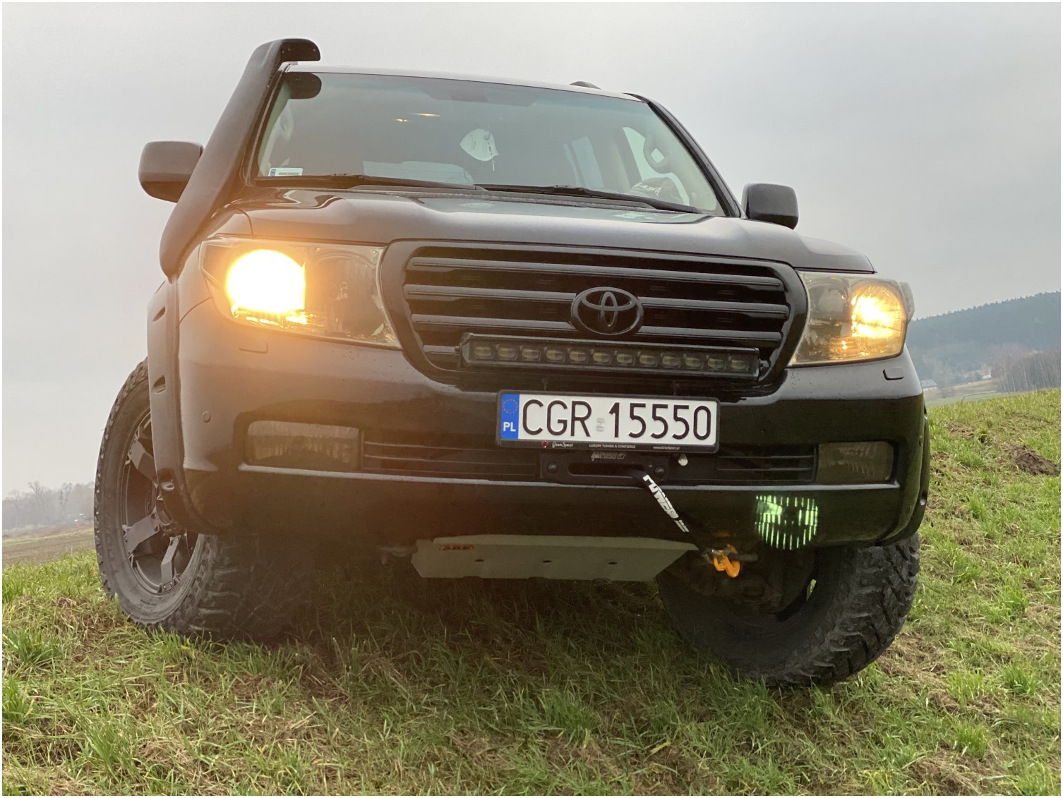 Toyota Land Cruiser 200 - na wyprawę
