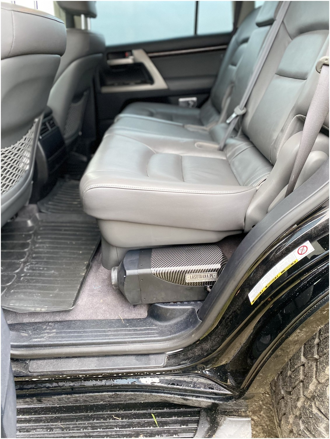 Toyota Land Cruiser 200 - na wyprawę