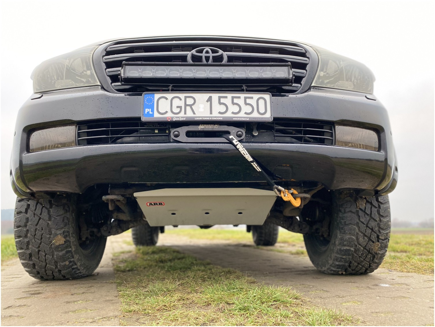 Toyota Land Cruiser 200 - na wyprawę