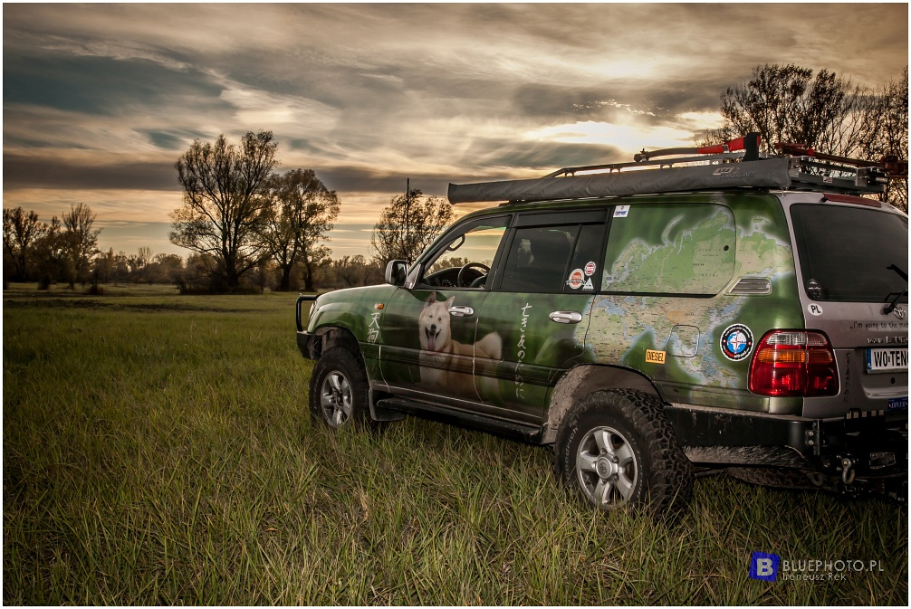Land Cruiser HDJ100 na wyprawę do Japonii