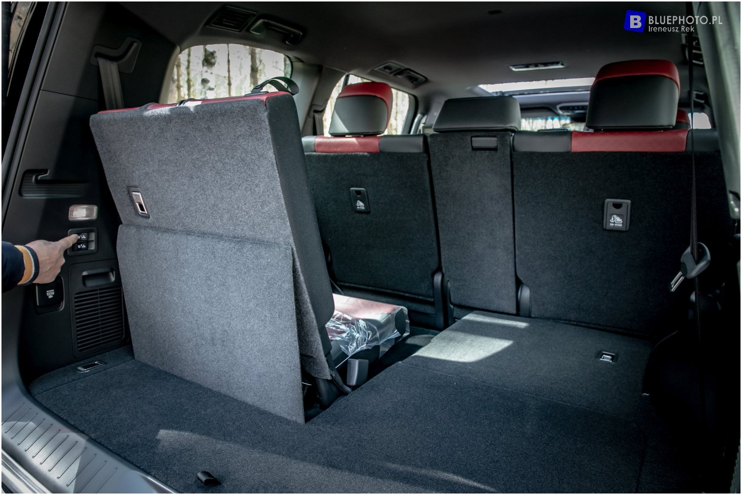 Toyota Land Cruiser 300 GR od CARSDUBAI