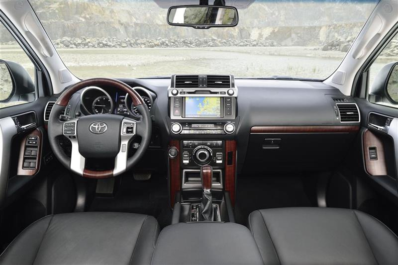 Land Cruiser J15