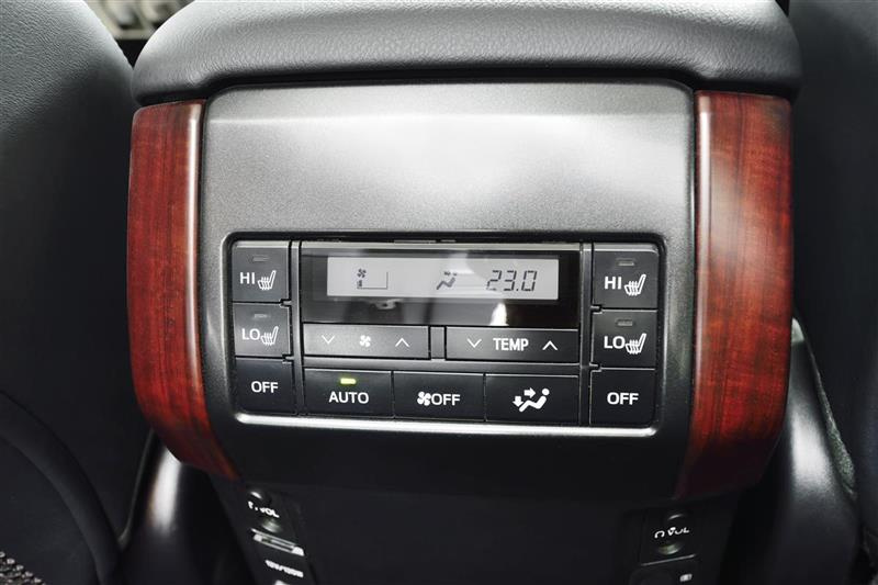 Land Cruiser J15