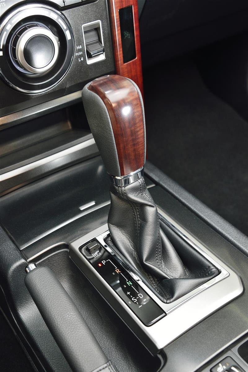 Land Cruiser J15