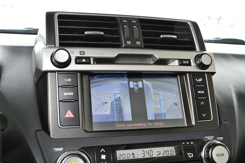 Land Cruiser J15