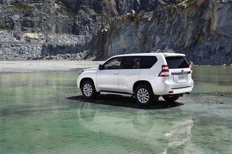 Land Cruiser J15