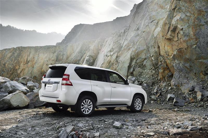 Land Cruiser J15