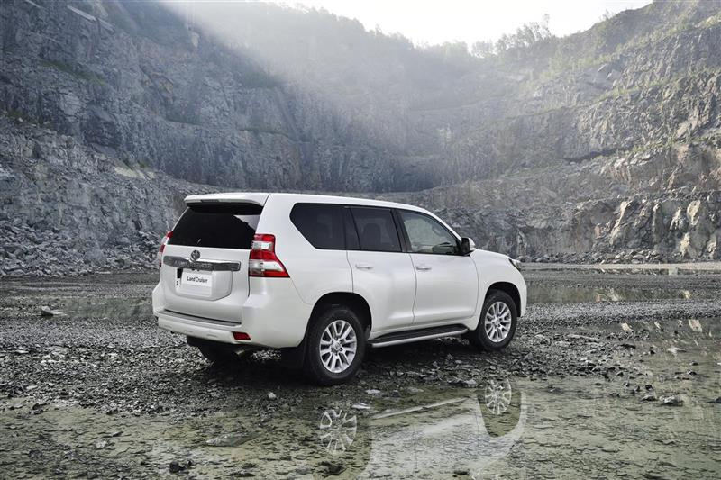 Land Cruiser J15