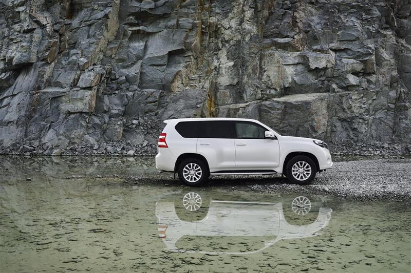 Land Cruiser J15