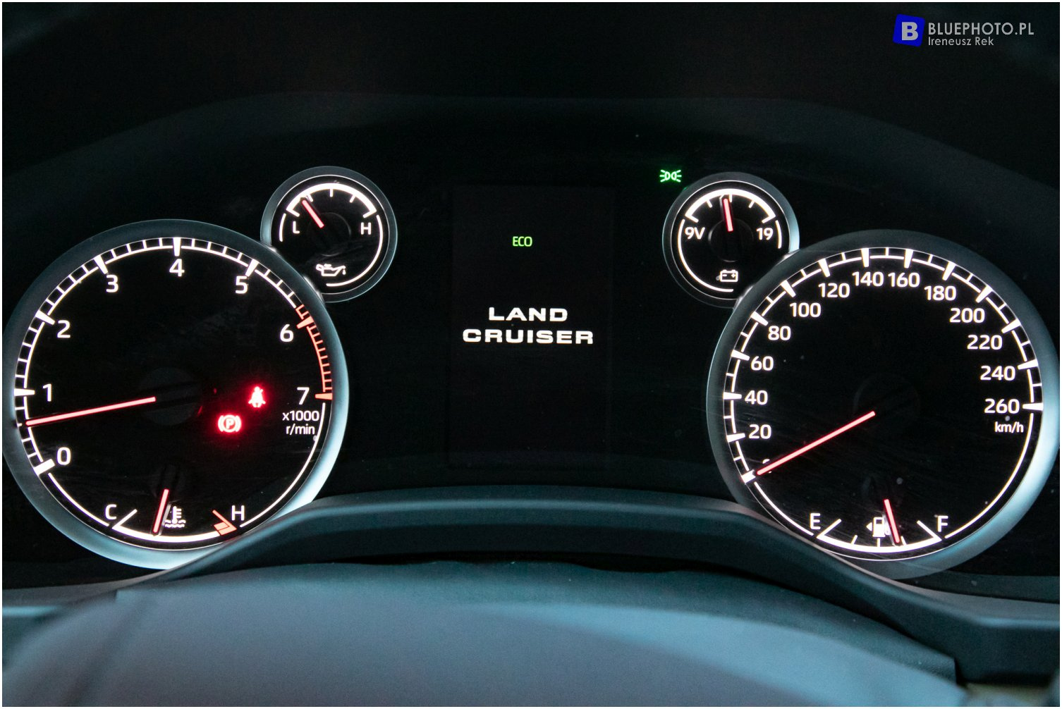 Toyota Land Cruiser 300