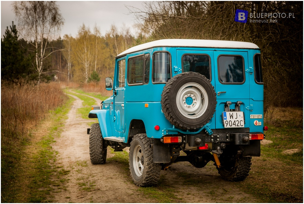 Land Cruiser BJ40 - Smerfetka