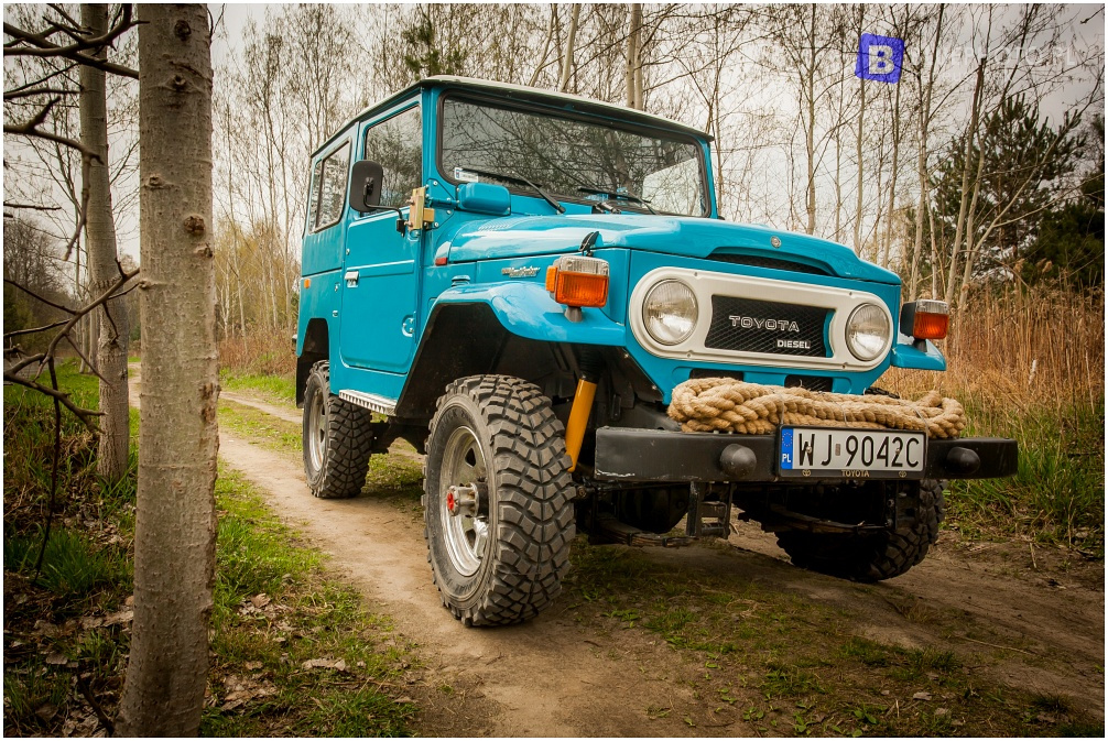 Land Cruiser BJ40 - Smerfetka