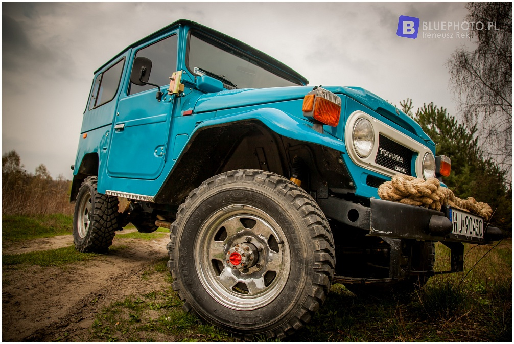 Land Cruiser BJ40 - Smerfetka