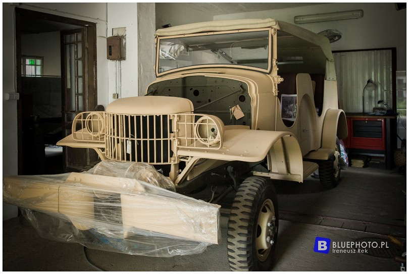 Land Cruiser FJ40 Z. Nowosielskiego