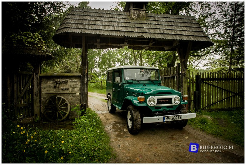 Land Cruiser FJ40 Z. Nowosielskiego