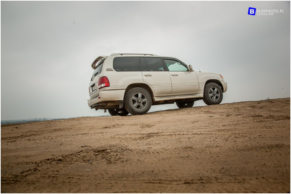 Lexus LX470 Emsi
