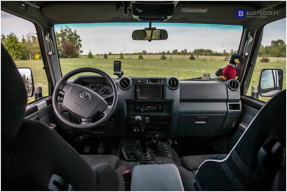 Land Cruiser 76 Artura i Jagody