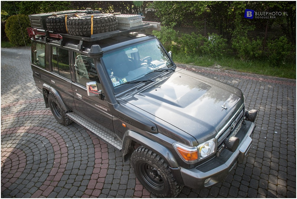 Land Cruiser 76 Artura i Jagody