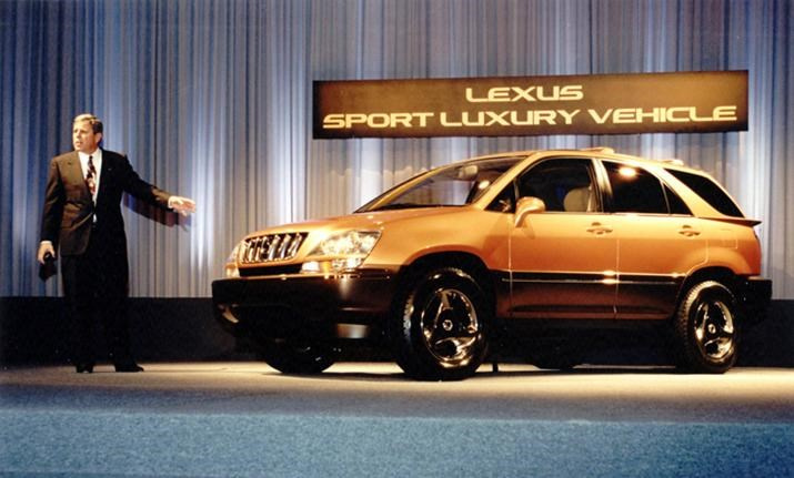 Lexus RX - ikona hybrydowych SUV-ów